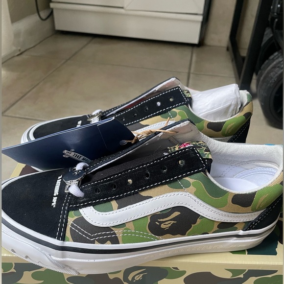 A Bathing Ape Vans - Picture 3 of 6